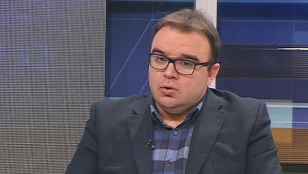 ПОМАЖИ ОПОЗИЦИЈИ КАО НА КОСОВУ: Врањеш о улози Лондона и Берлина у Српској ПОМАЖИ ОПОЗИЦИЈИ КАО НА КОСОВУ: Врањеш о улози Лондона и Берлина у Српској