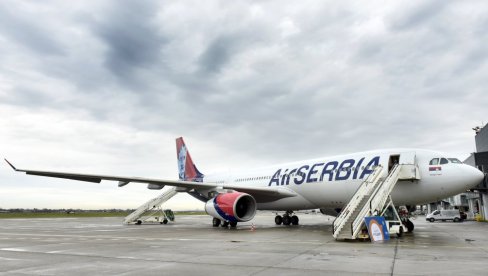 ER SRBIJA LETI NA ČETIRI KONTINENTA: Vučić - Milbauer je pohvalio naš aerodrom