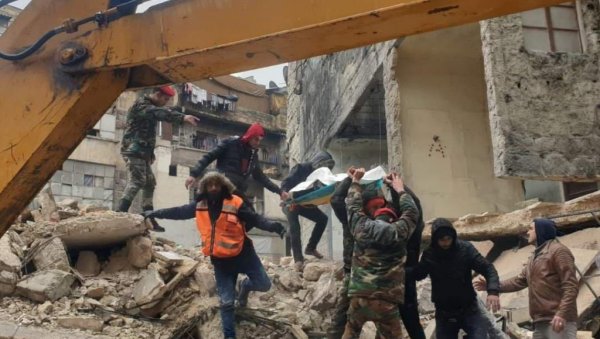 ДРЖАВНИ МЕДИЈИ ОБЈАВИЛИ: Сиријска влада одобрила испоруку хуманитарне помоћи преко линија фронта
