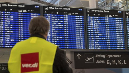 DRAMA NA AERODROMIMA ŠIROM NEMAČKE: Pali kompujterski sitemi, nije moguć ulazak u zemlju