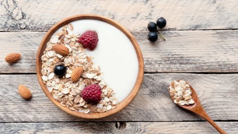 NAPRAVITE ZDRAVU UŽINU: Evo šta vam je sve potrebno (RECEPT) NAPRAVITE ZDRAVU UŽINU: Evo šta vam je sve potrebno (RECEPT)
