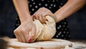 УКУС ТРАДИЦИЈЕ: Уз овај рецепт добићете савршен домаћи хлеб