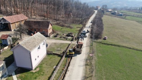 ДО РУРАЛНИХ НАСЕЉА СРБИЈЕ: Јавни позив за претквалификациони поступак за фазу 2а изградње широкопојасне комуникационе инфраструктуре