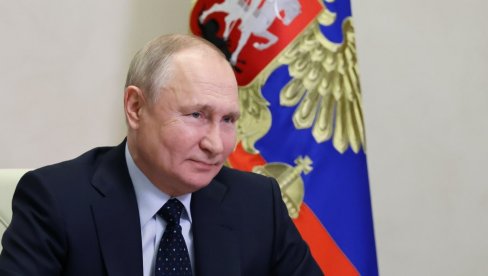СТУДЕНТ ИЗ УГАНДЕ ТРАЖИО ОД ПУТИНА ДА ГА УСВОЈИ: Одговор руског председника одушевио све у публици (ВИДЕО) СТУДЕНТ ИЗ УГАНДЕ ТРАЖИО ОД ПУТИНА ДА ГА УСВОЈИ: Одговор руског председника одушевио све у публици (ВИДЕО)