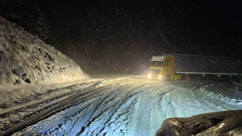 NAJNOVIJE UPOZORENJE RHMZ! SNEŽNA OLUJA IDE KA SRBIJI: Mećava će paralisati ove delove zemlje, a evo šta tokom noći očekuje Beograd