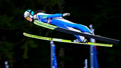 SLOVENKA OBORILA REKORD: Ema Klinec oborila svetski rekord u skijaškim skokovima SLOVENKA OBORILA REKORD: Ema Klinec oborila svetski rekord u skijaškim skokovima