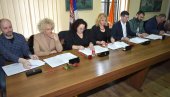 PODRŠKA I U 2023: U Požarevcu potpisani ugovori za projekte pomoći osoba sa invaliditetom