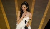 ZA NAJBOLJU ŽENSKU ULOGU: Mišel je prva azijska glumica sa Oskarom u rukama (FOTO)