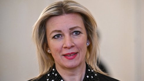 I TEK TADA JE UKRAJINSKA DELEGACIJA SHVATILA ZAŠTO IMAJU TAKO ČUDNU HIMNU Zaharova brutalno komentarisala Kulebinu izjavu o propasti