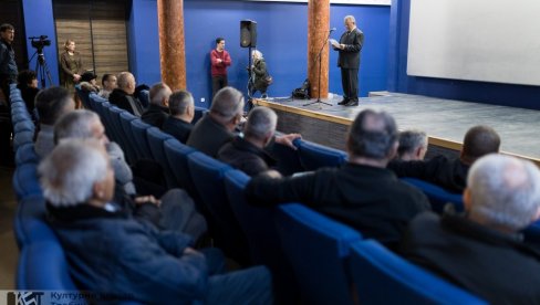 GOLGOTU PROŠLO 1.005 REGISTROVANIH ZATVORENIKA : U Trebinju promovisan film o zločinima u splitskoj “Lori” GOLGOTU PROŠLO 1.005 REGISTROVANIH ZATVORENIKA : U Trebinju promovisan film o zločinima u splitskoj “Lori”