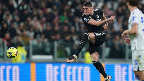 NEKE PONUDE JE NEMOGUĆE ODBITI: Trener Juventusa nagovestio da Vlahović napušta klub
