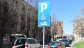 BAHATO INVALIDIMA ZAUZIMAJU PARKING-MESTA: Muke osoba sa invaliditetom u Kikindi