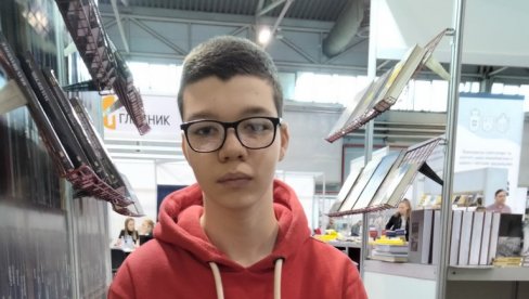 NAJMLAĐI AUTOR NA NOVOSADSKOM SAJMU KNJIGA Nikola napisao roman u 15. godini