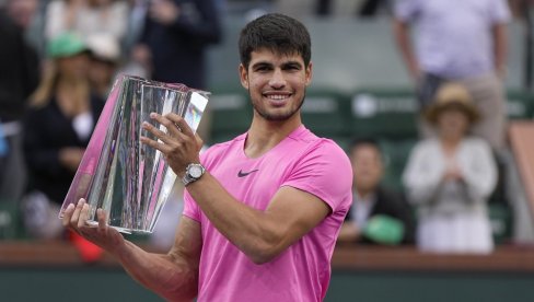 NOVI KRALJ STIŽE IZ KALIFORNIJE: Novak i ostali sada jure Alkaraza NOVI KRALJ STIŽE IZ KALIFORNIJE: Novak i ostali sada jure Alkaraza