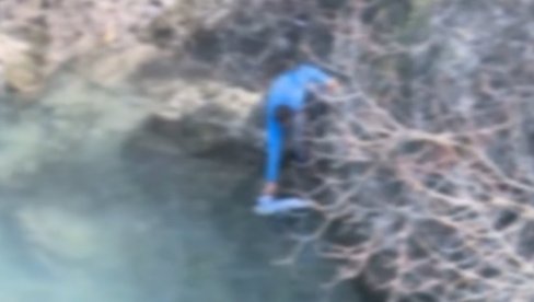 DRAMATIČAN SNIMAK SPASAVANJA BEBE IZ MORAČE: Mališan plutao u hladnoj reci (VIDEO)