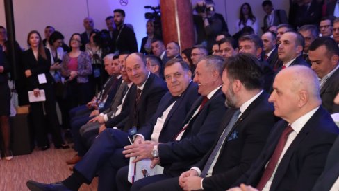 POČEO SAMIT ENERGETIKE U Trebinju otvoren skup o energetici SET Trebinje 2023 POČEO SAMIT ENERGETIKE U Trebinju otvoren skup o energetici SET Trebinje 2023