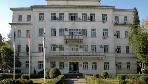 ДПС ОДЕ У ОПОЗИЦИЈУ: Подгорица коначно добија нову власт ДПС ОДЕ У ОПОЗИЦИЈУ: Подгорица коначно добија нову власт