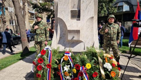 SEĆANJE NA NASTRADALE NIKAD NEĆE PROĆI: Leskovac obeležio godišnjicu početka NATO agresije SEĆANJE NA NASTRADALE NIKAD NEĆE PROĆI: Leskovac obeležio godišnjicu početka NATO agresije