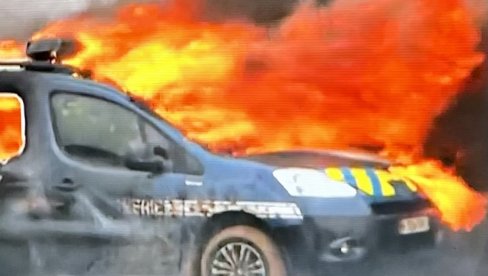 NAPETO U FRANCUSKOJ: Protestanti zapalili policijske automobile NAPETO U FRANCUSKOJ: Protestanti zapalili policijske automobile