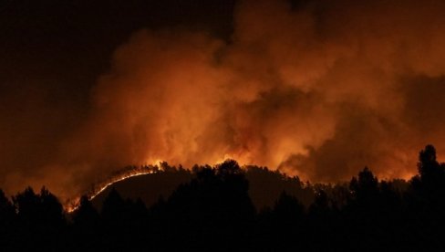 ŠPANIJA U PLAMENU: Evakuisano 1.500 ljudi, 20 aviona pokušava da obuzda vatrenu stihiju