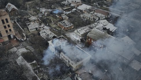 POGLEDAJTE - BAHMUT IZ VAZDUHA: Vagnerovci zauzeli Azom - nad gradom u ruševinama samo dim (FOTO)