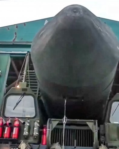 ЕВРОПСКА НУКЛЕАРНА АУТОНОМИЈА Реална опција или илузија моћи: Може ли ЕУ добити сопствену атомску бомбу без САД