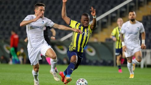 FENER ČEKA TROFEJ U KUPU VEĆ DESET GODINA: Prošlogodišnji osvajač se neće predati bez velike borbe