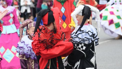SVE SPREMNO ZA KARNEVAL:  Tradicionalna manifestacija 7. aprila u Rakovici (FOTO)