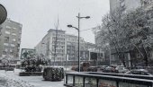 ПОГЛЕДАЈТЕ СНИМКЕ ИЗ БЕОГРАДА: Српска престоница у априлу као усред зиме (ВИДЕО)