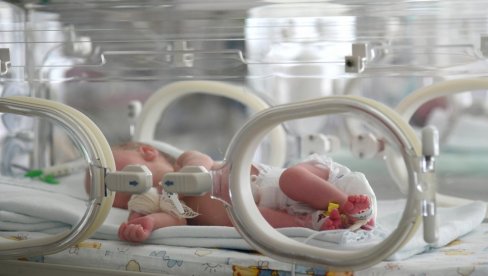 PUT INOSTRANSTVA NA SUMNJIV NAČIN OTIŠLO 388 DECE: Vladina komisija za nestale bebe dobila podatke o starim usvojenjima