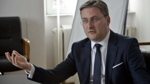 SELAKOVIĆ ZA NOVOSTI: Srbije ima jasan stav zahvaljujući predsedniku Vučiću (VIDEO)