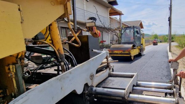 ГРАД ОПРЕДЕЛИО 60 МИЛИОНА: Редовно одржавање путева и улица у Лесковцу