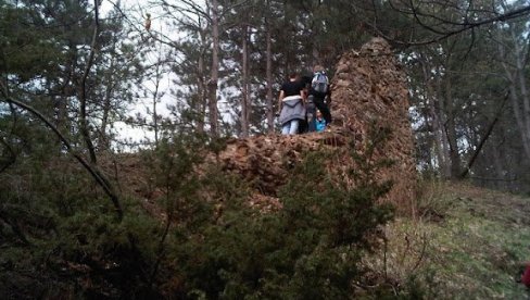 MISTERIOZNA TVRĐAVA NA METI TRAGAČA ZA BLAGOM: Da li će pljačkama arheološkog blaga doći kraj? (FOTO)