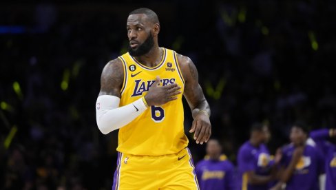 ČUDO: Ne možete ni da pretpostavite koliko sadašnjih NBA igrača nije bilo ni rođeno kada je Lebron DŽejms debitovao u najjačoj ligi na svetu ČUDO: Ne možete ni da pretpostavite koliko sadašnjih NBA igrača nije bilo ni rođeno kada je Lebron DŽejms debitovao u najjačoj ligi na svetu