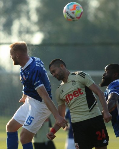 ГОЛЕАДЕ У ОБА ПОЛУВРЕМЕНА (ГГ1П&ГГ2.П): Кладионице се надају да ово нећете погодити