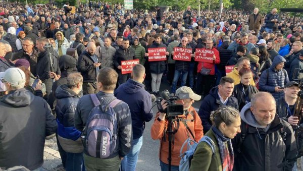 ПРОТЕСТИ КИДНАПОВАНИ ЖРТВАМА: Отворено писмо родитеља деце из ОШ Владислав Рибникар