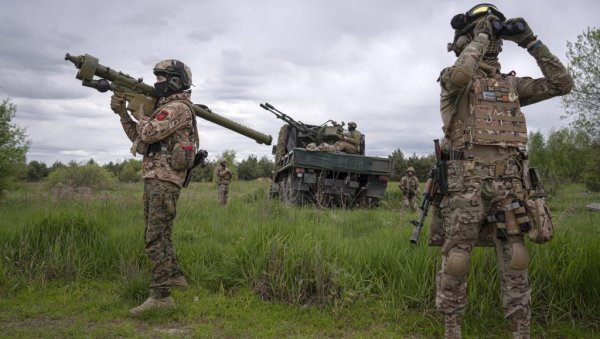 ВАШИНГТОН ПОСТ: Украјина почела да користи касетну муницију
