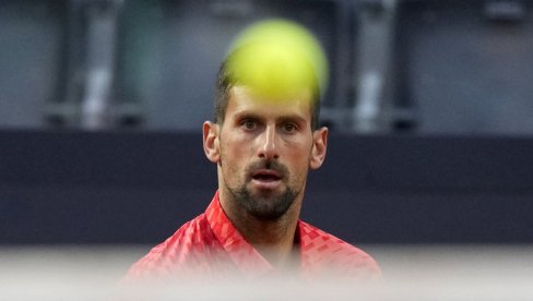 NOVAK ĐOKOVIĆ JE KRALJ TENISA: Prvi je u open eri koji je ovo uspeo, Nadal i Federer ni blizu NOVAK ĐOKOVIĆ JE KRALJ TENISA: Prvi je u open eri koji je ovo uspeo, Nadal i Federer ni blizu