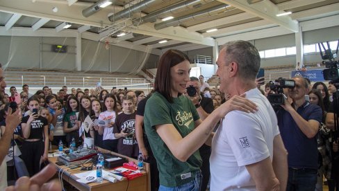 NAJBOLJA SVETSKA ODBOJKAŠICA ODMARA U HERCEGOVINI: Tijana Bošković obećava nova slavlja