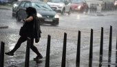 NEVREME SAMO ŠTO NIJE: Grmljavinska oluja ide ka ovom delu Srbije