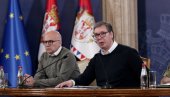 МИ НЕ СМЕМО ДА СЕ ПОНАШАМО КАО ОНИ Вучић: Разговараћу са Вучевићем о предлогу да се блокира Апелациони суд