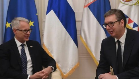 OPROŠTAJNA POSETA AMBASADORA FINSKE: Vučić se zahvalio Lahdevirti na posvećenosti, razgovarali o unapređenju saradnje (FOTO)