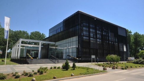 IZJAVA REKTORA UNIVERZITETA U NOVOM SADU: Oštra osuda napada na studente koji žele da uče!
