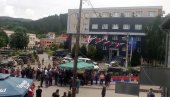 СРПКИЊА ПОДНЕЛА ОСТАВКУ: Напустила место директора у општини Лепосавић СРПКИЊА ПОДНЕЛА ОСТАВКУ: Напустила место директора у општини Лепосавић