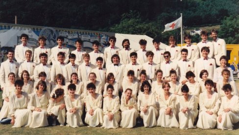 ZAVRŠNO VEČE POSVEĆENO KORNELIJU KOVAČU: Jubilarni horski festival „Slobodan Bursać“ u Zrenjaninu (FOTO)