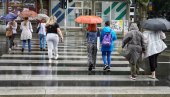 НЕВРЕМЕ СЕ НАДВИЛО НАД СРБИЈОМ: Ево како ће се вечерас кретати - велики ризик од града и непогода (РАДАРСКИ СНИМЦИ)