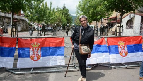 Ovo je LJiljana Aksentijević, žena koju je Kurti nazvao vođom terorista iz Zvečana (VIDEO) Ovo je LJiljana Aksentijević, žena koju je Kurti nazvao vođom terorista iz Zvečana (VIDEO)