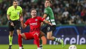 OSTAJE U BUNDESLIGI: Mario Gece produžio ugovor sa Ajntrahtom OSTAJE U BUNDESLIGI: Mario Gece produžio ugovor sa Ajntrahtom