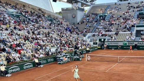 SVETLA POZORNICE SU ZA OLGU: Božanstveno je igrati na Langlanu