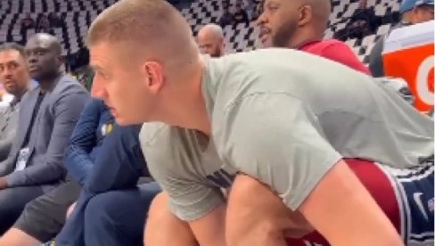 SRBINU NI TO NIJE POMOGLO! Nikola Jokić ima posebnu amajliju pred svaki meč (VIDEO)